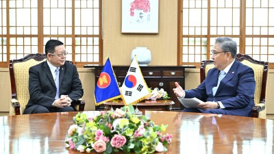 박진 장관, 아세안 사무총장과 한-아세안 협력관계 심화․발전 방안 논의