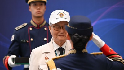 윤석열 대통령 부부, 국가유공자 및 보훈가족 등 190명 초청 오찬