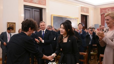 윤석열 대통령 부부, 두다 대통령 부부 주최 공식 만찬 참석