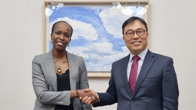 최영삼 차관보, 이임 주한르완다대사 면담